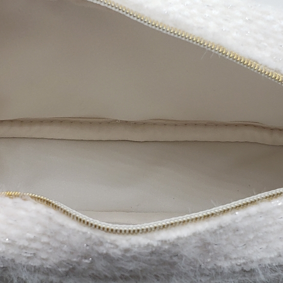 Authentic Chanel Cosmetic Bag White Gold - Picture 9 of 10